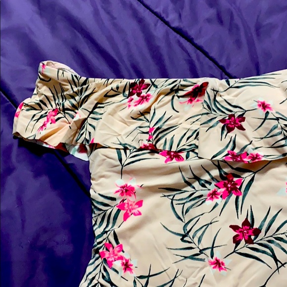 Off Shoulder One Piece Floral Swimsuit - Picture 2 of 4